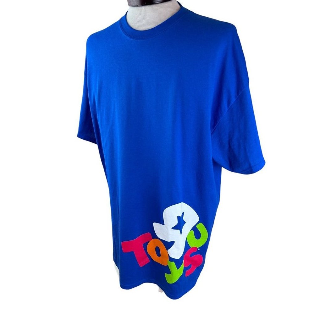 2XL Gildan Blue Employees Tshirt Toys R Us Short Sleeve‎